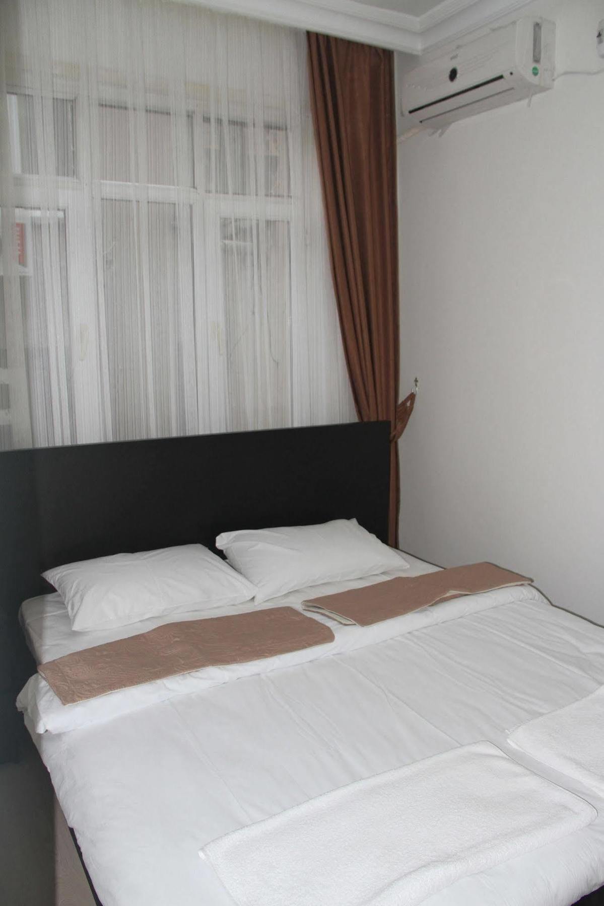 Oldmile Palace Hotel Istanbul Exterior photo